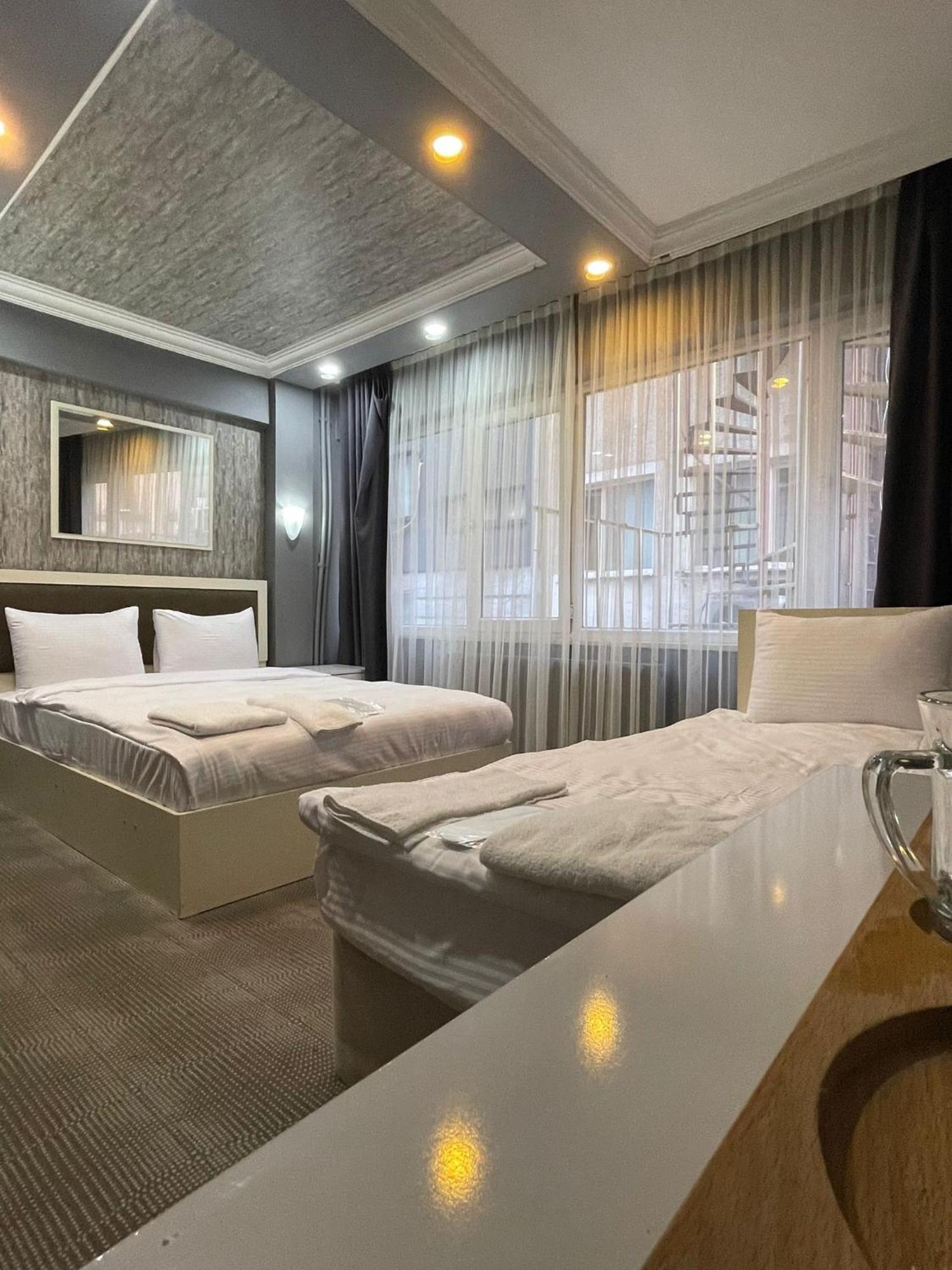 Ufuk Hotel Istambul Extérieur photo